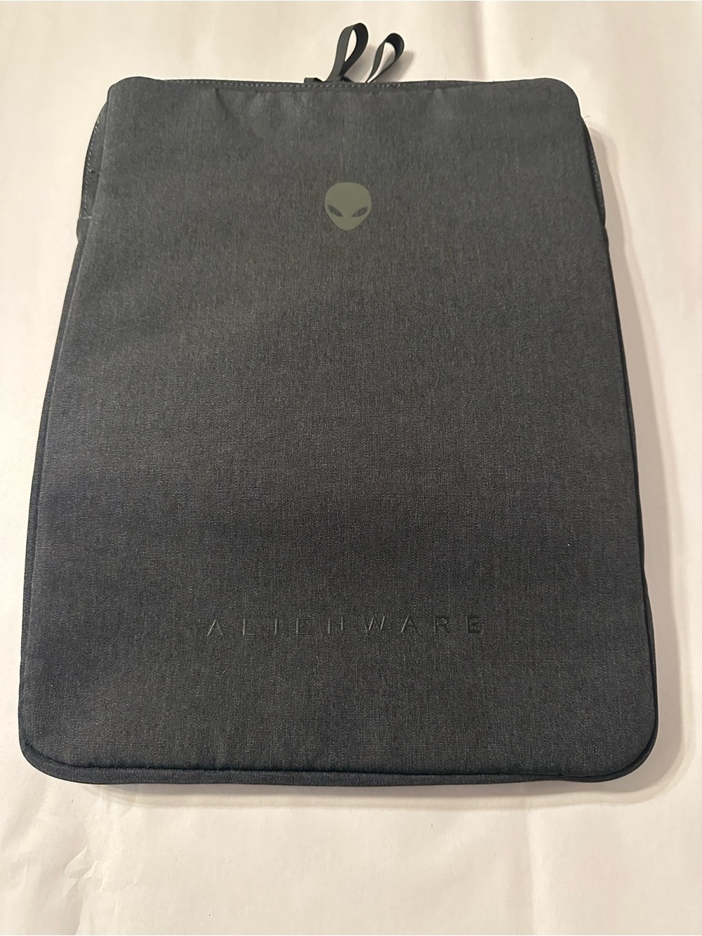 Alienware M17 Fabric Sleeve 17" - New - Grey, Padded, & Zip Closure